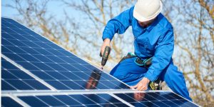 Installation Maintenance Panneaux Solaires Photovoltaïques à Chinon